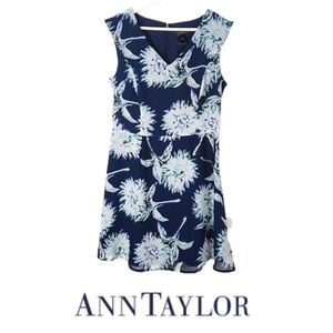 Ann Taylor Dress in Blue & White Floral Print, Size 4